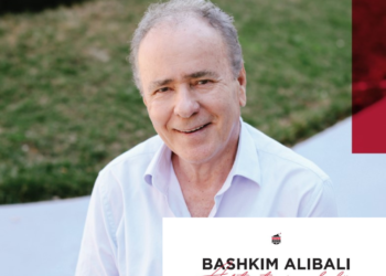 Bashkim Alibali, Artisti i pakohë…
