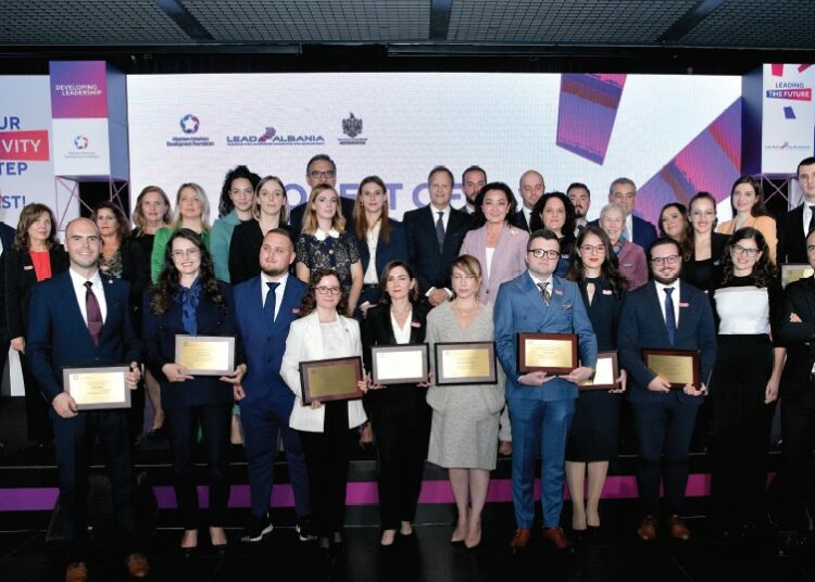LEAD Albania, 10 vite e qindra të rinj që duan të rrinë në Shqipëri