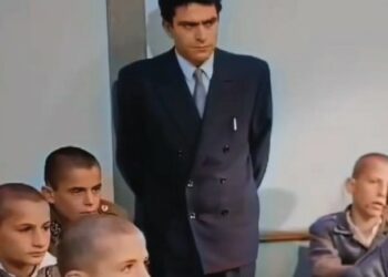 Timo Flloko, shkëlqimi që erdhi nga “Anës Lumenjve”