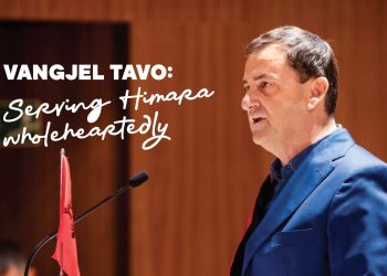 Himara, qyteti që ngrihet nga dallgët e kohës