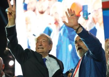 Vae Victic, demokratë!