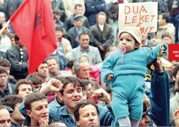 Historia e protestave nga ’90: Çdo brez, revoltën e vet