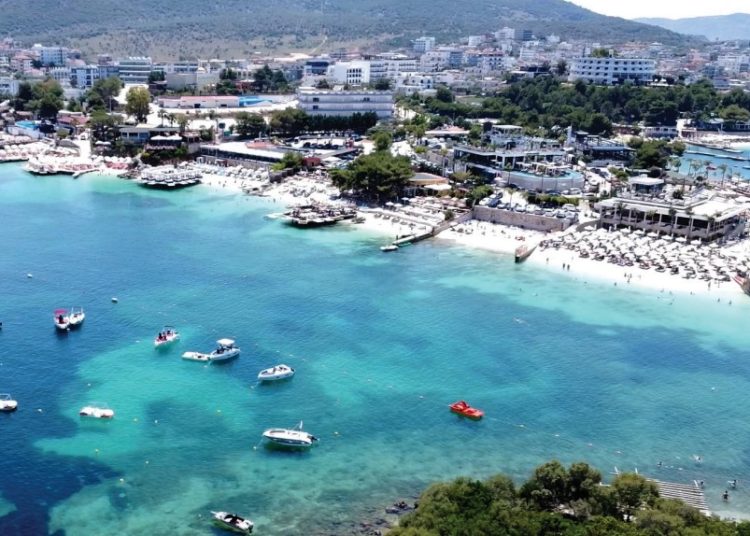 Nga Brezaret te Midhjet e “Maldivet”,  si u krijua mrekullia e quajtur “Ksamil”